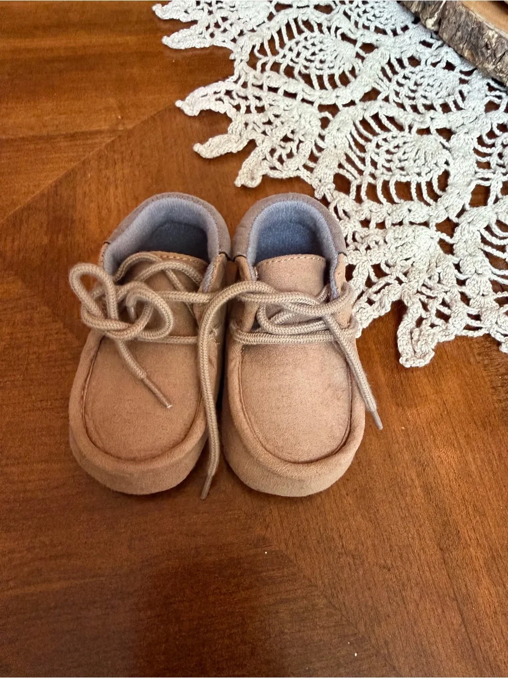 Infant Old Navy Shoes in Light Brown